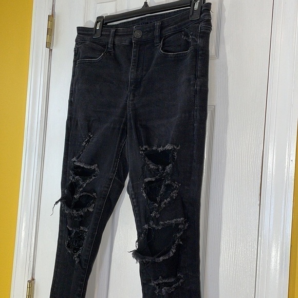 AMERICAN Eagle Next Level Stretch Distressed Ripped Goth Black Jeans 10 Short - Picture 15 of 16